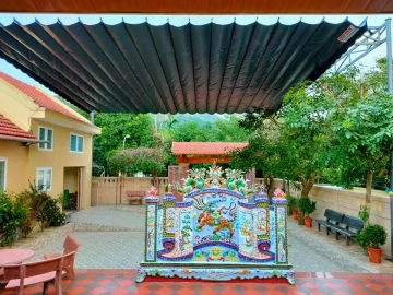 BẠT XẾP CHE NHÀ THỜ HỌ